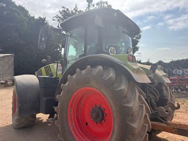 Tracteur CLAAS ARION 650 - photo 4