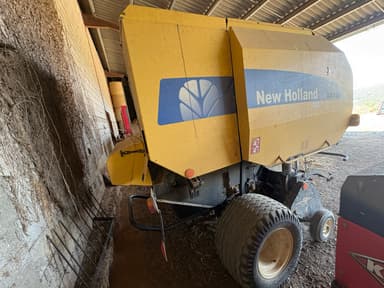 Presse balles rondes NEW HOLLAND BR740A - photo 3