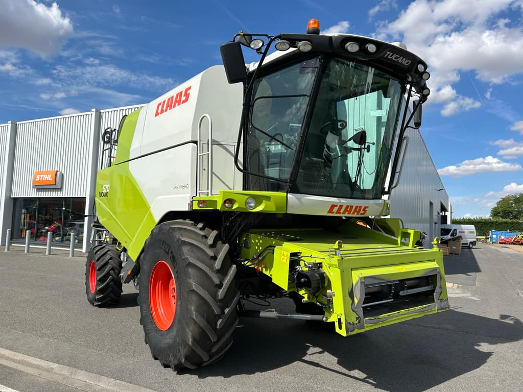 Moissonneuse CLAAS TUCANO 570 - photo principale