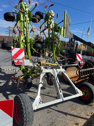 Faneuse CLAAS VOLTO 1100T - photo 4