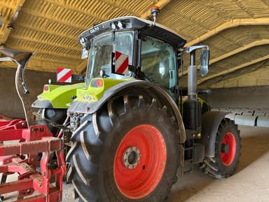 Tracteur CLAAS ARION 630 - photo 3