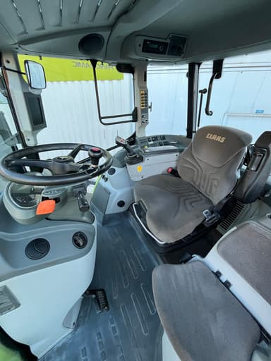 Tracteur CLAAS ARION 440 CIS - photo 5
