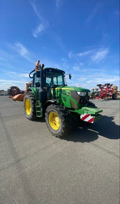 Tracteur JOHN DEERE 6110M+ epareuse - photo 3