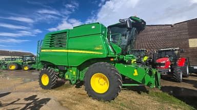 Moissonneuse JOHN DEERE T550i - photo 2