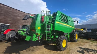 Moissonneuse JOHN DEERE T550i - photo 4