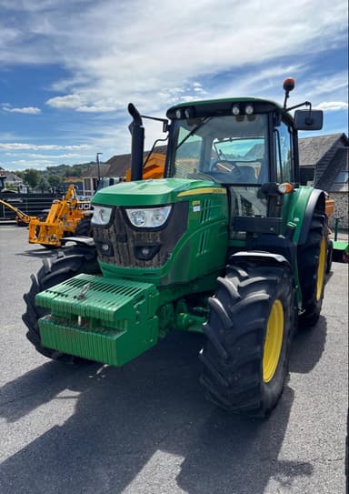 Tracteur JOHN DEERE 6110M - photo 2