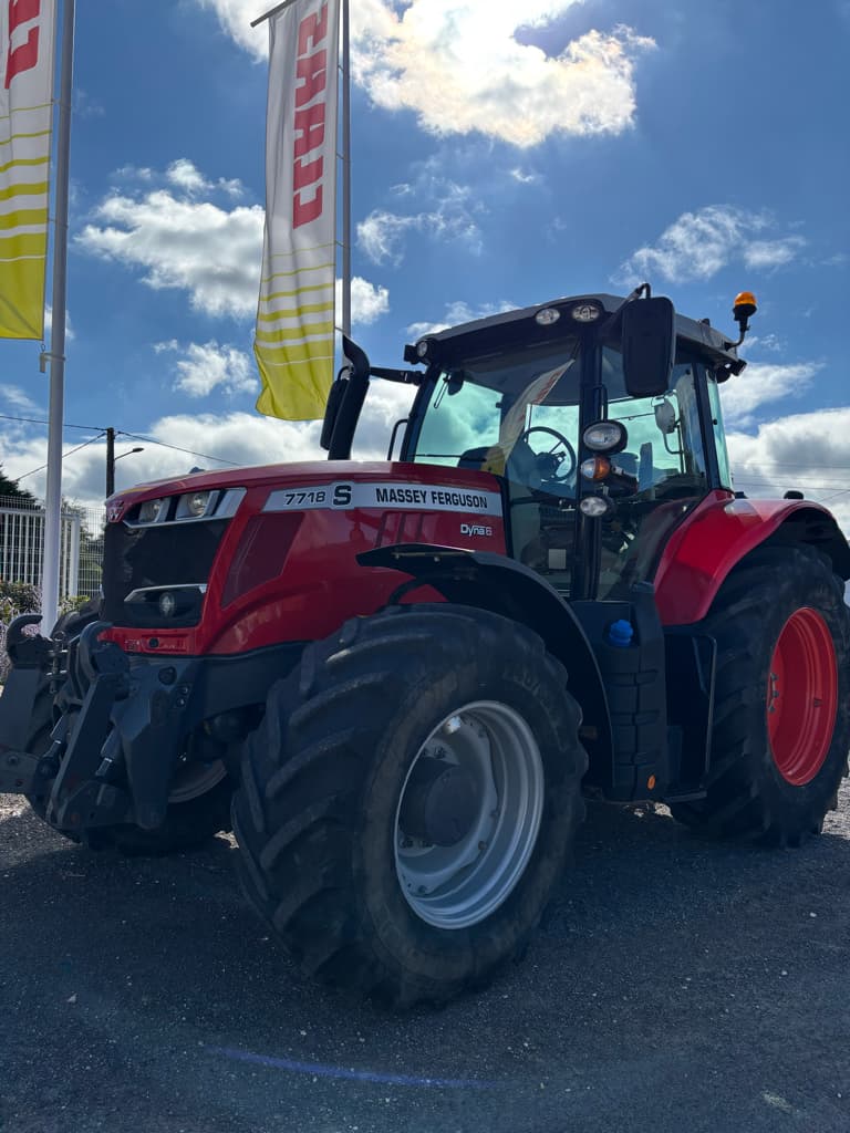Tracteur MASSEY FERGUSON 7718 S - photo principale