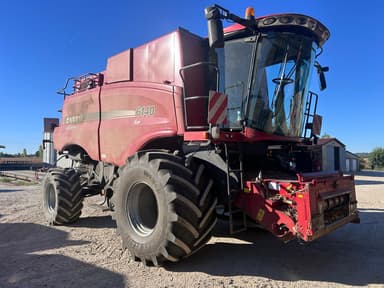 Moissonneuse CASE IH AXIAL-FLOW 6140 - photo 2