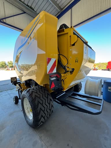 Presse balles rondes NEW HOLLAND Pro belt 165 CropCutter 25 couteaux - photo 5
