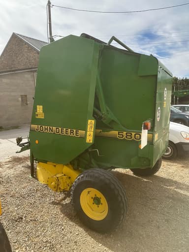 Presse balles rondes JOHN DEERE 580 - photo 4