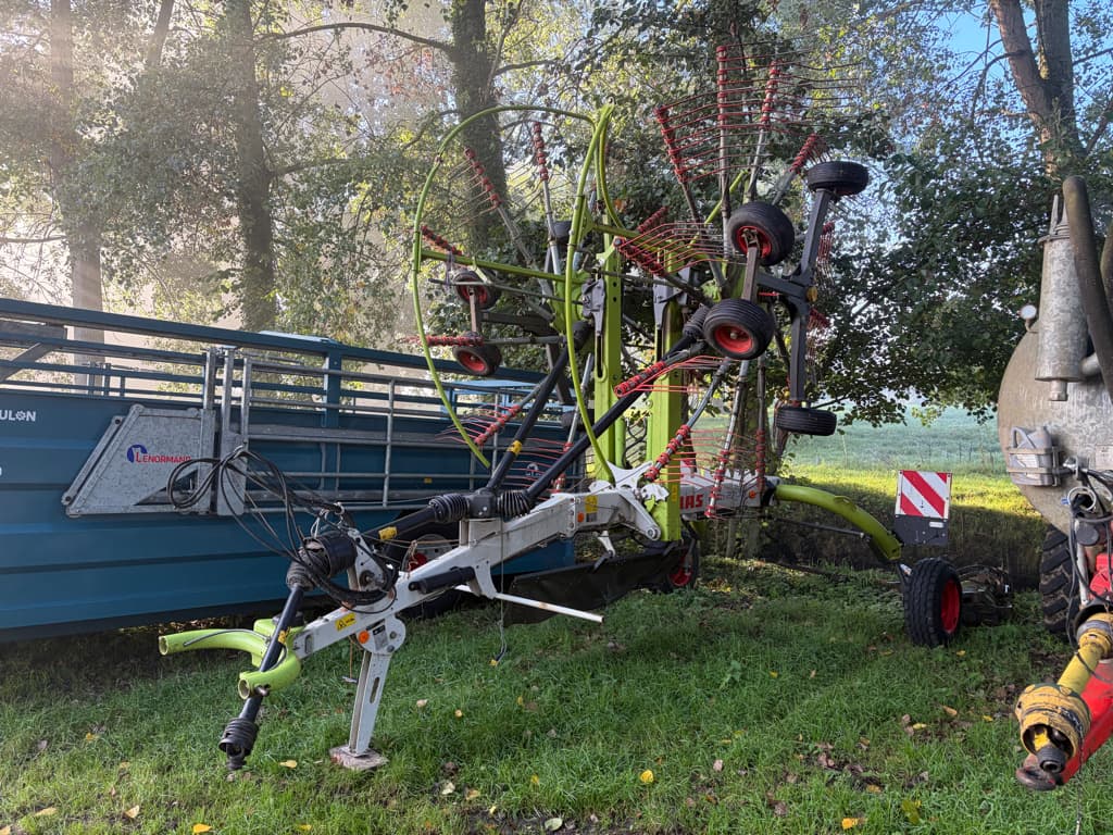 Andaineur CLAAS Liner 2700 - photo principale