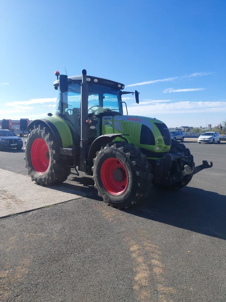 Tracteur CLAAS ARION 630 - photo principale
