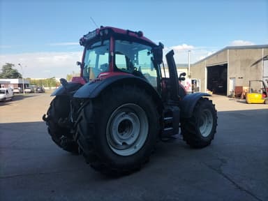 Tracteur VALTRA N 135 Hi Tech - photo 2