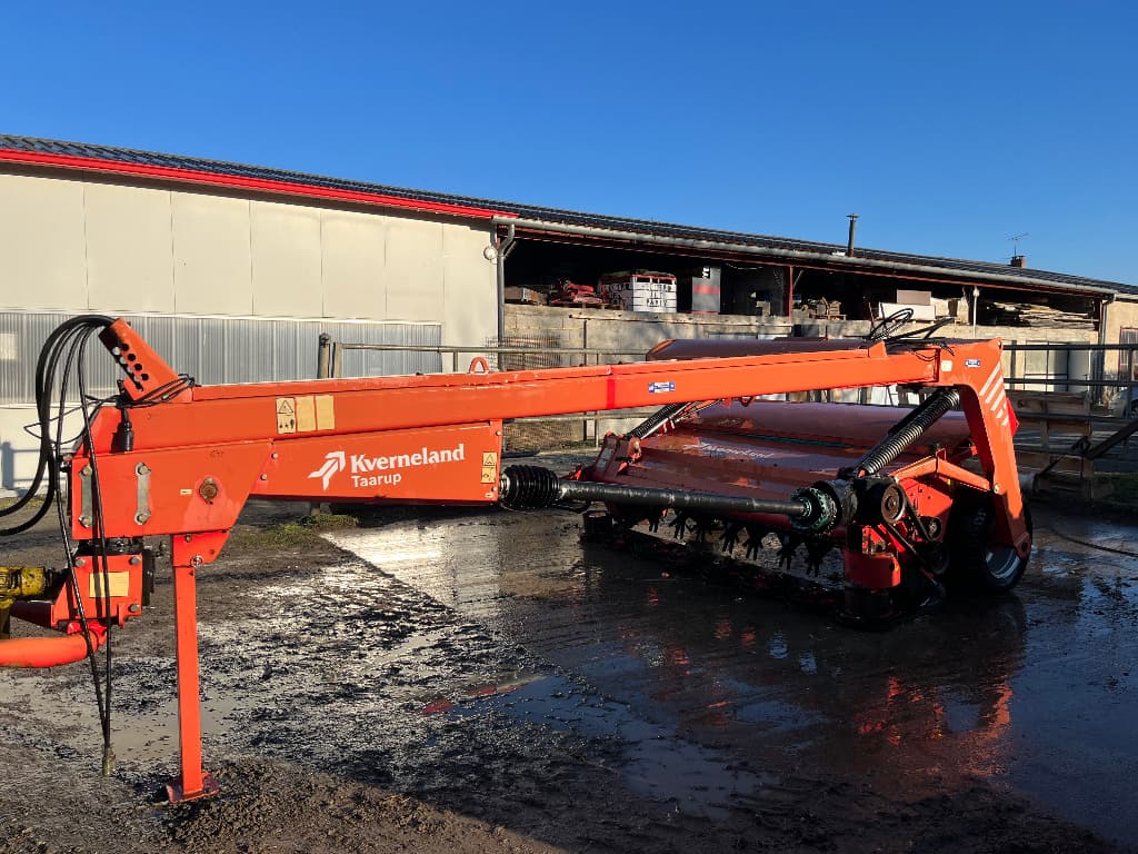 Faucheuse conditionneuse KVERNELAND 4332 LTD - photo principale