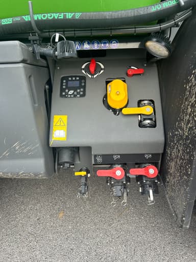 Pulverisateur automoteur FENDT ROGATOR 655 - photo 2