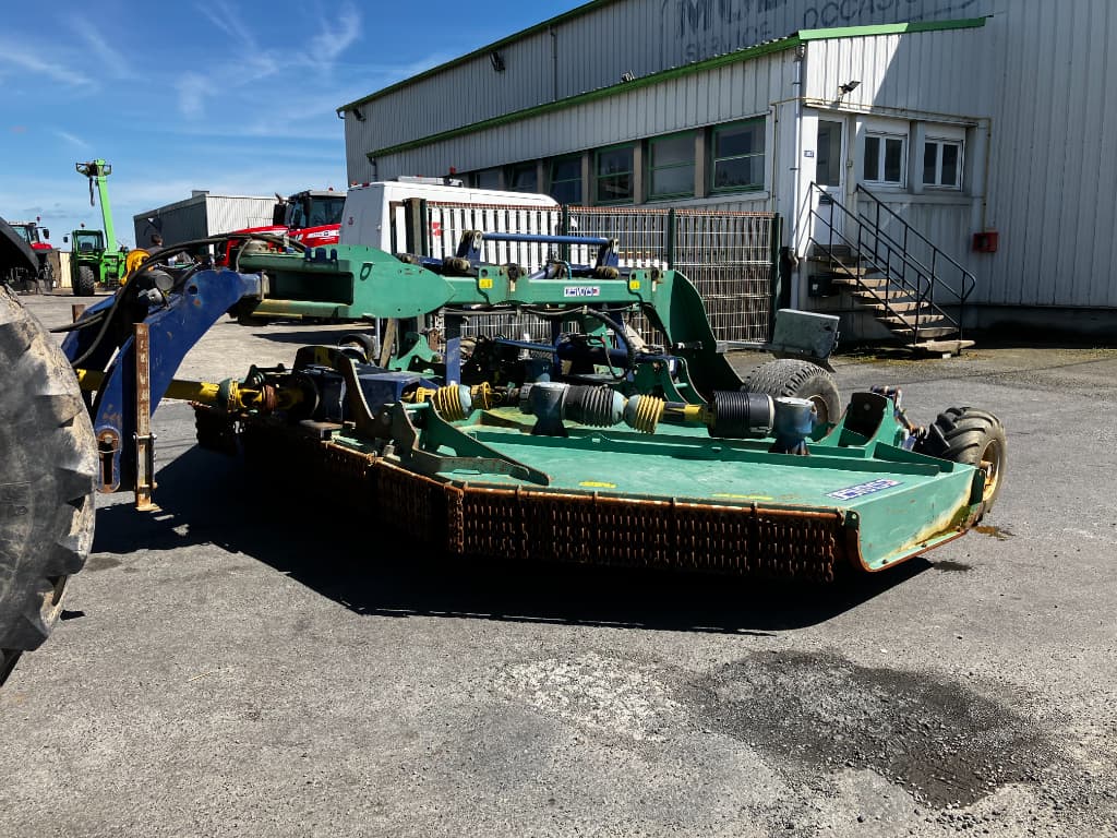 688205ad95c6bf3ae5911336