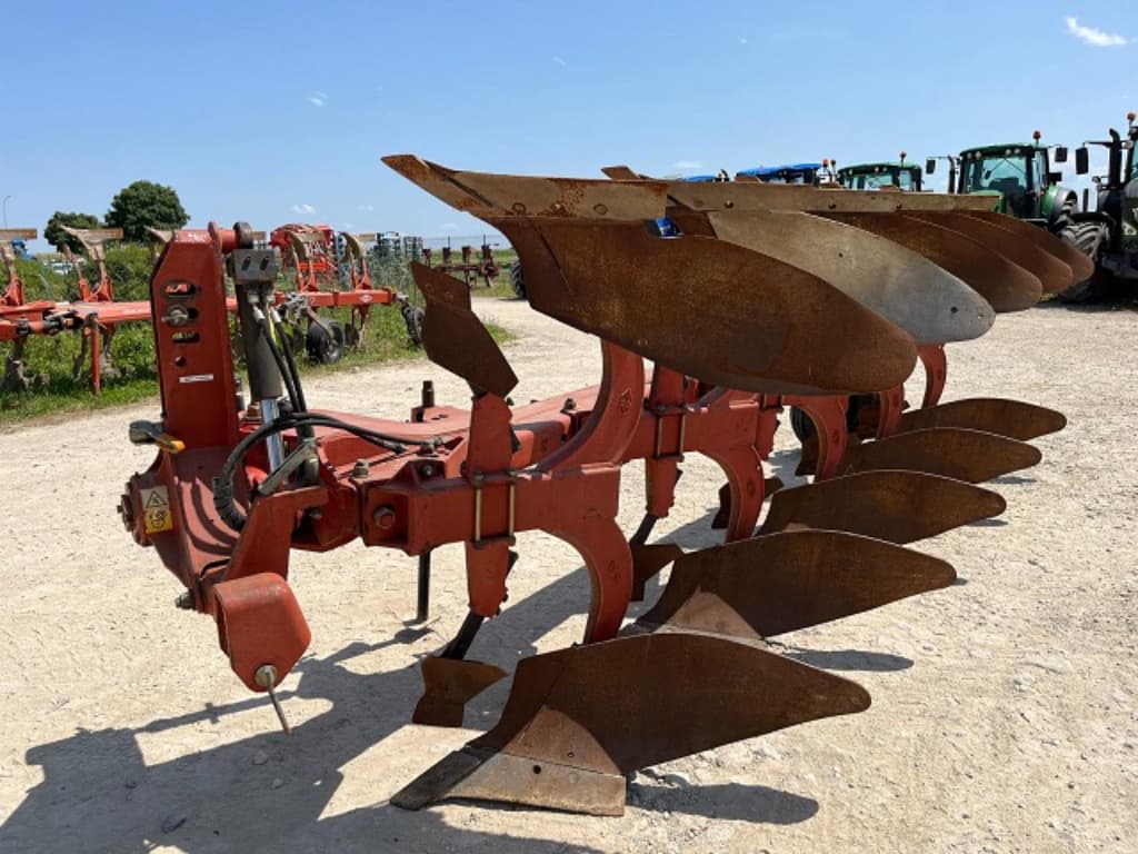 6811e125b0537ec3e96f5e16