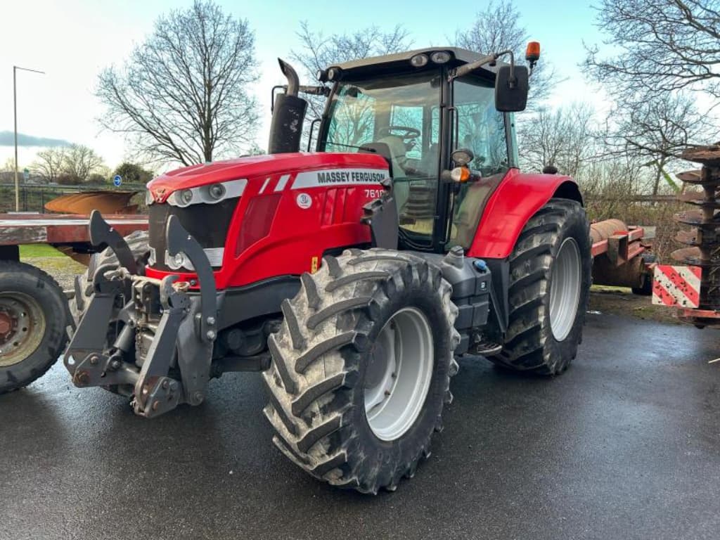 Tracteur chargeur MF MF7618 - photo principale