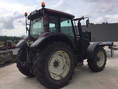 Tracteur VALTRA N123 - photo 2