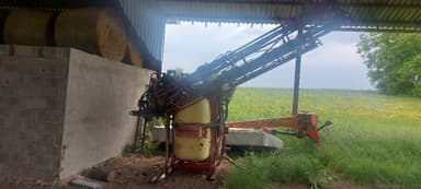 Pulverisateur HARDI 1200 - photo 2