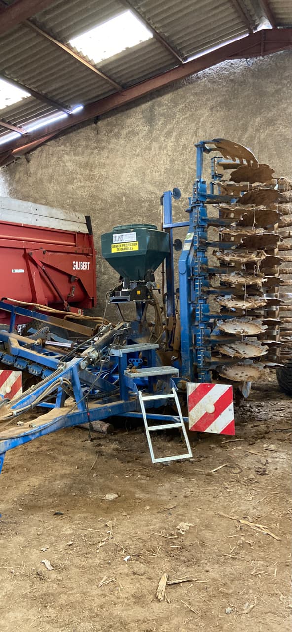 69c3aa0f88c84996884fe044