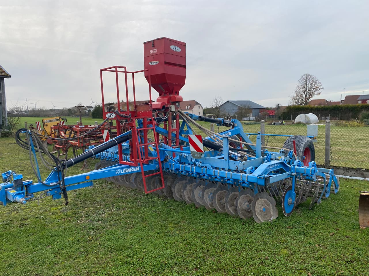 698dfa066ce0a5679e36b3bc