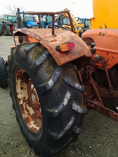 Tracteur FIAT SOMECA 640 - photo 4
