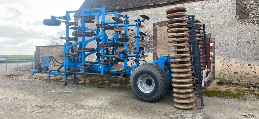 690a147ae80650842e26adf0