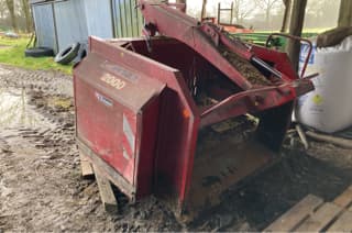 68dbe97dd75ee3d690e0d47d