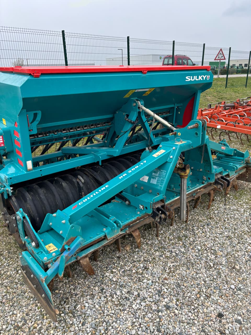 68a81b8bfe14daf587d04717