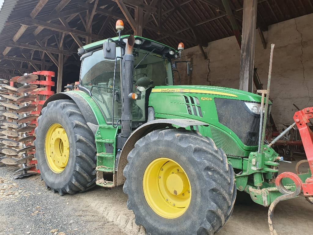 Tracteur JOHN DEERE 6210R - photo principale