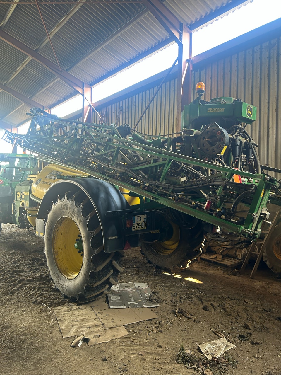 Pulverisateur JOHN DEERE M944i - photo slide 4