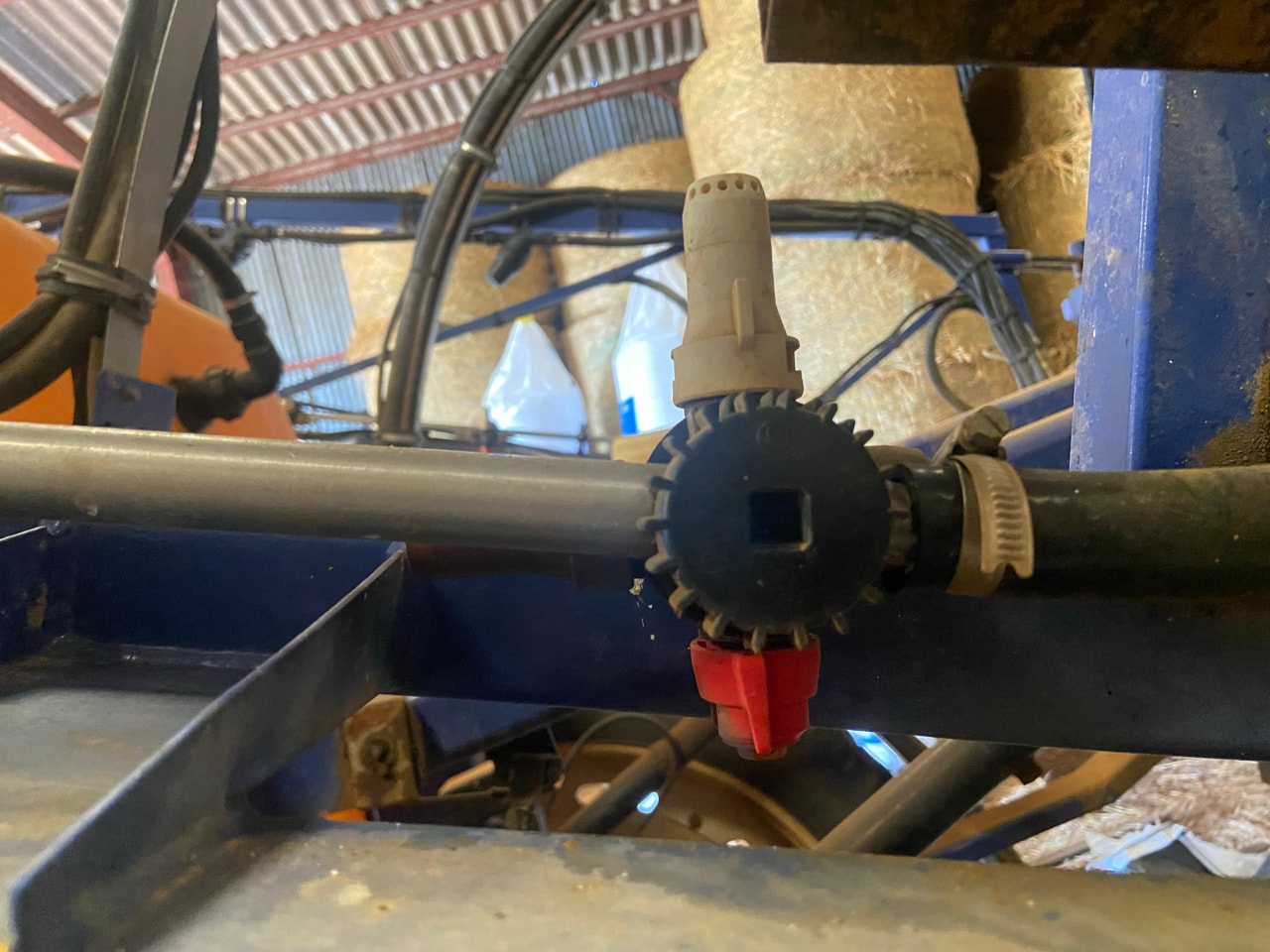 Pulverisateur CARUELLE 320 S - photo slide 8