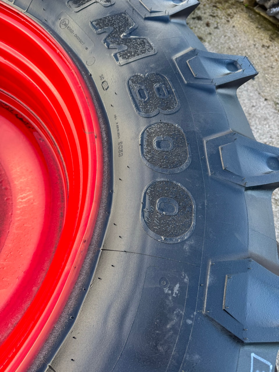 Pneumatique TRELLEBORG 600/65R38 - photo slide 4