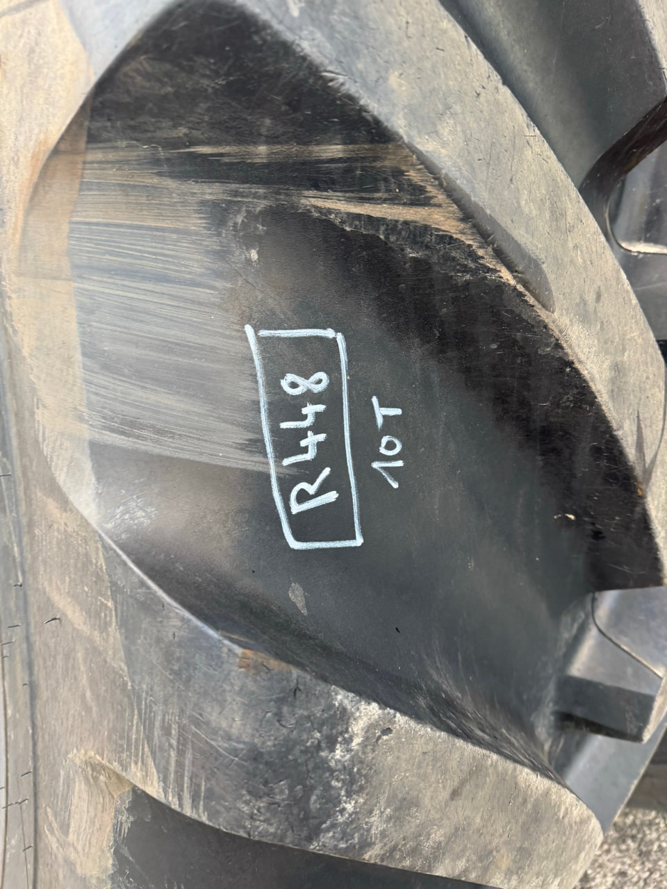Pneumatique MICHELIN 750/70R44 - photo slide 3