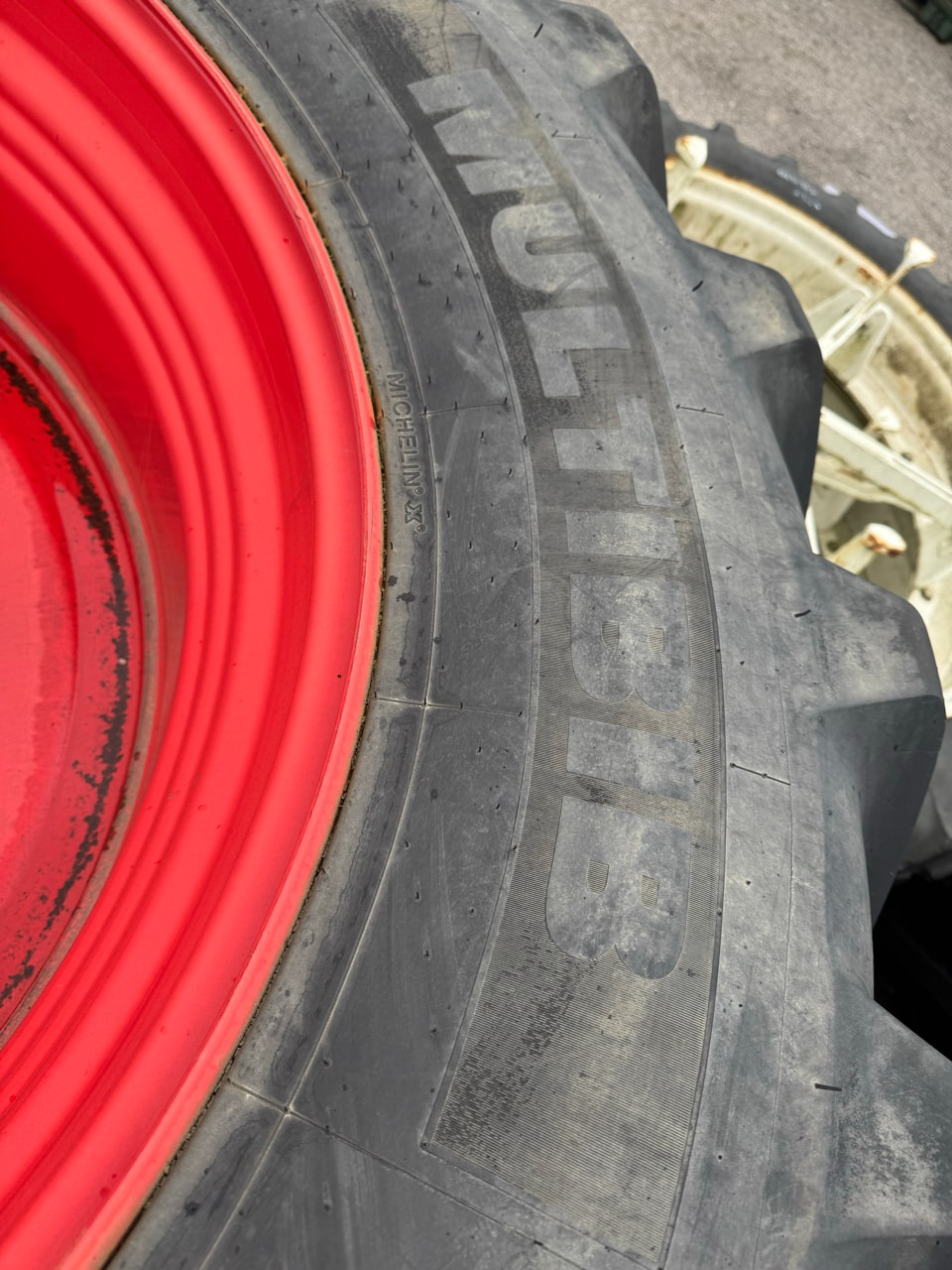 Pneumatique MICHELIN 600/65R38 - photo slide 4