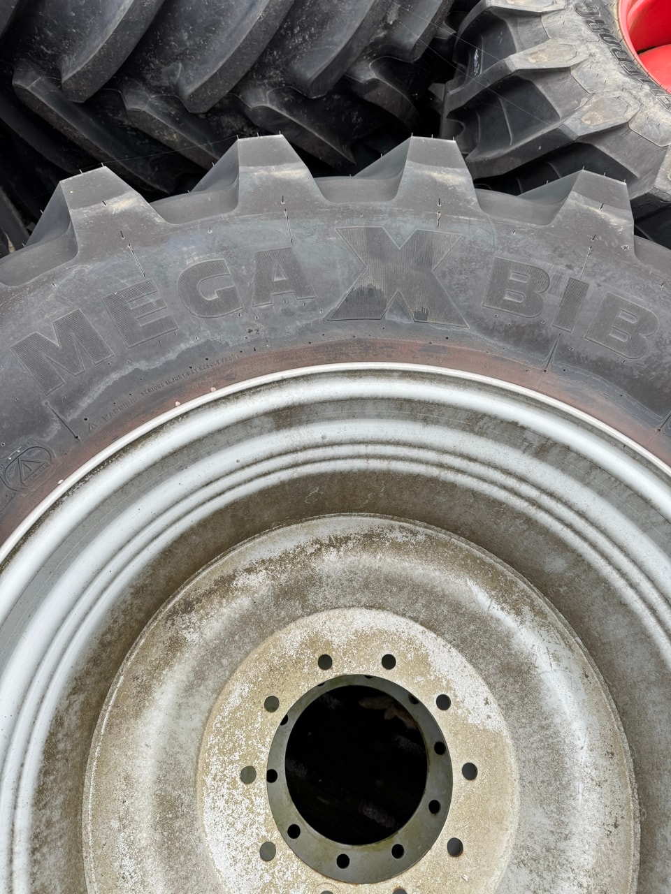 Pneumatique MICHELIN 620/75R34 - photo slide 3