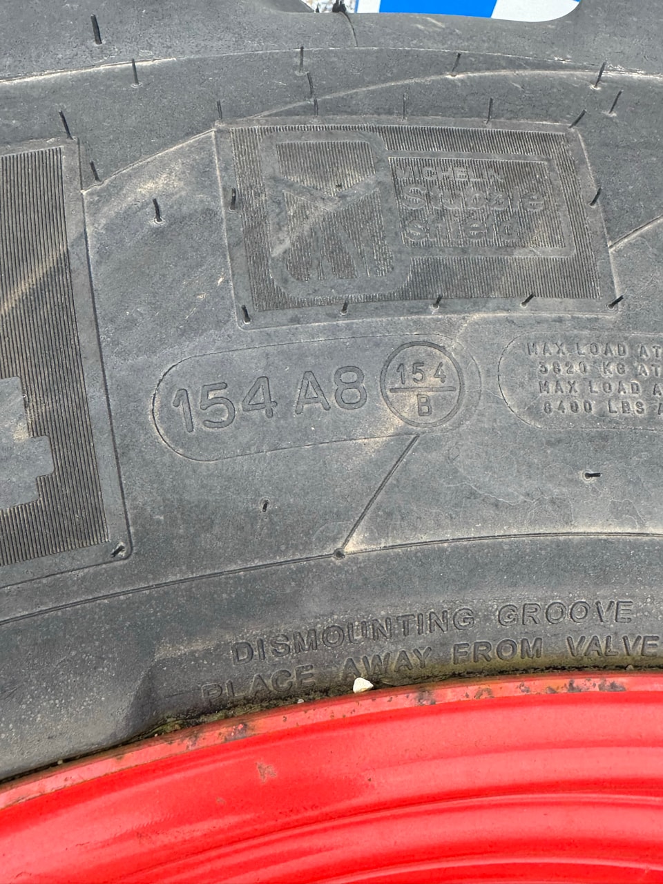 Pneumatique MICHELIN 480/80R50+420/85R28 - photo slide 4