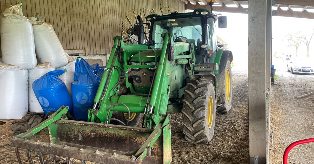 Tracteur chargeur JOHN DEERE 6120R - photo slide 6