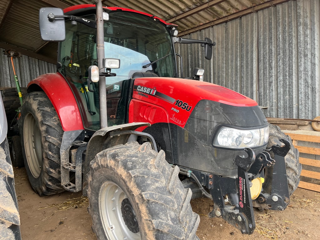 Tracteur CASE IH FARMALL 105 U PRO - photo slide 5