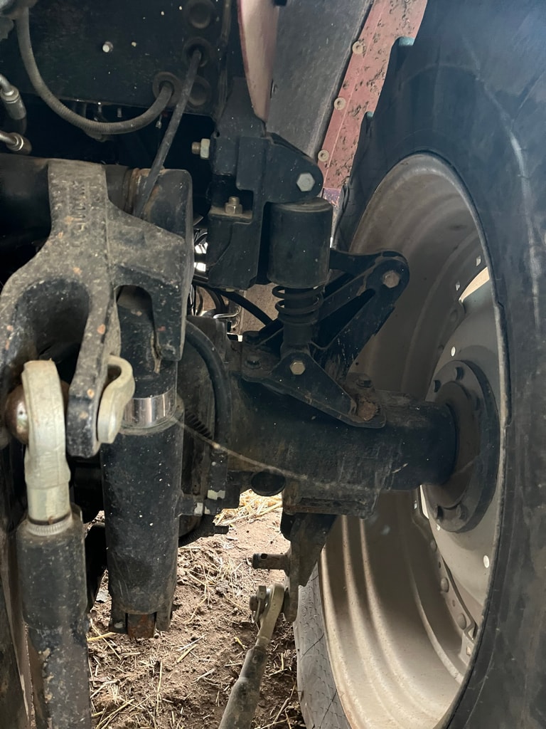 Tracteur CASE IH FARMALL 105 U PRO - photo slide 9