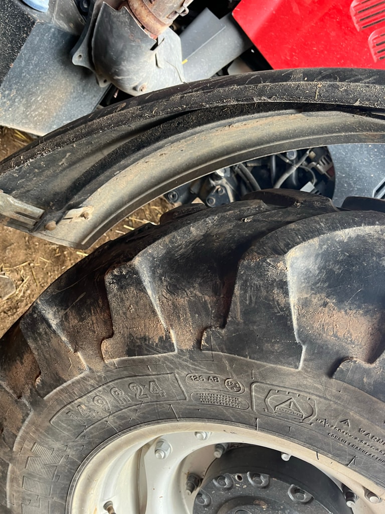 Tracteur CASE IH FARMALL 105 U PRO - photo slide 11