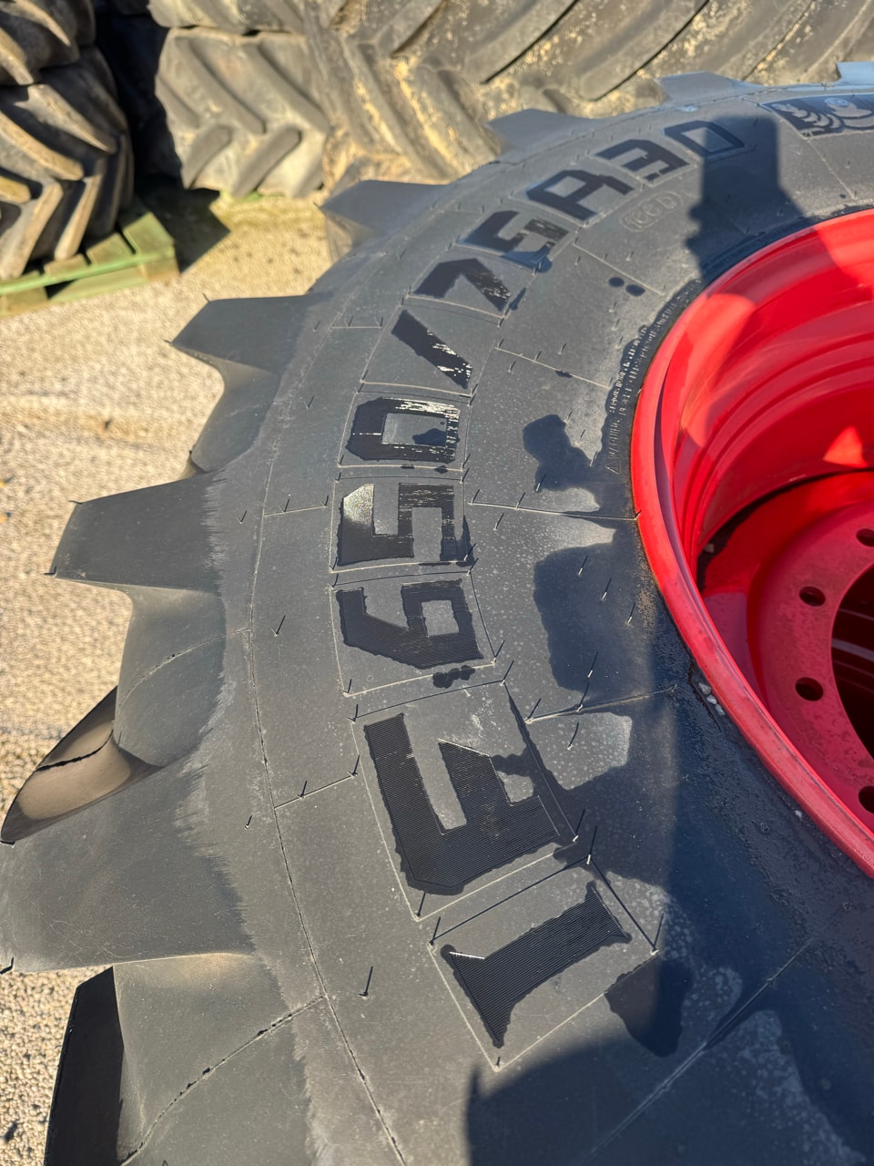 Pneumatique MICHELIN 650/75R30 - photo slide 4