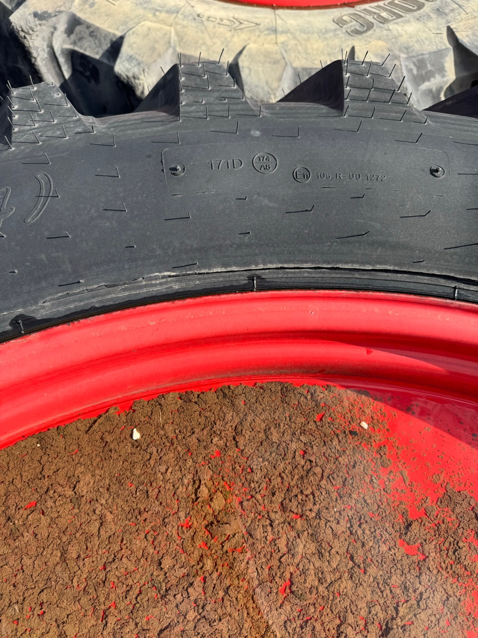 Pneumatique ALLIANCE 380/90R54 - photo slide 5