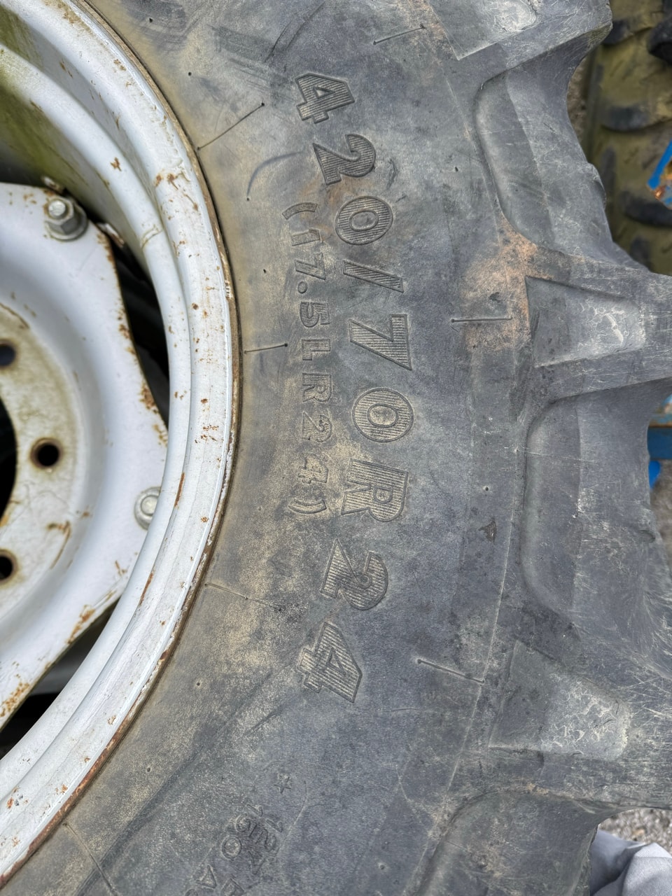 Pneumatique BKT 420/70R24 - photo slide 4