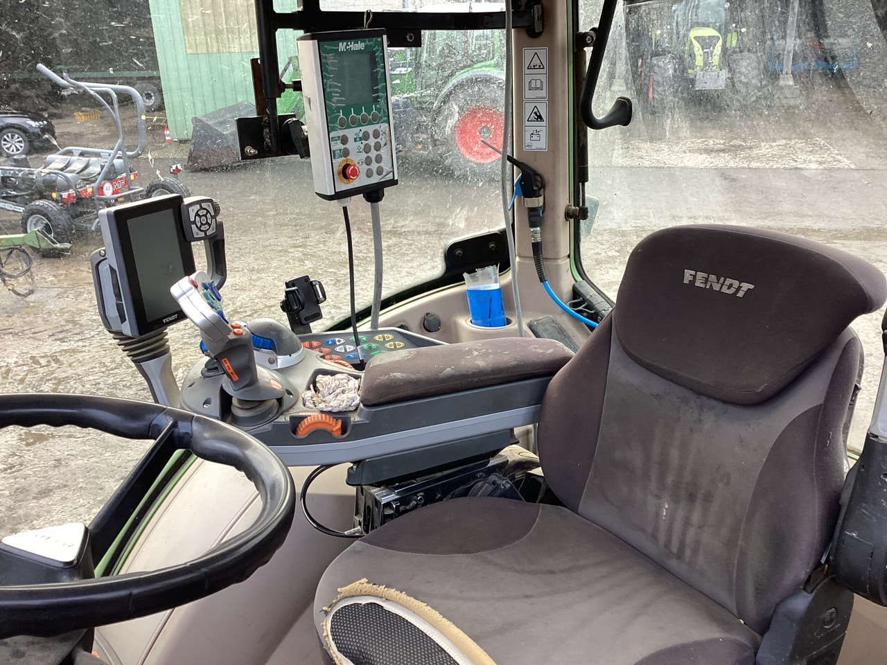 Tracteur chargeur FENDT 513 VARIO POWER - photo slide 8