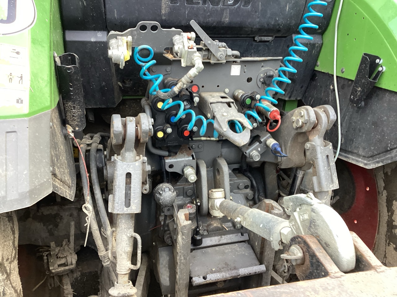 Tracteur chargeur FENDT 513 VARIO POWER - photo slide 6