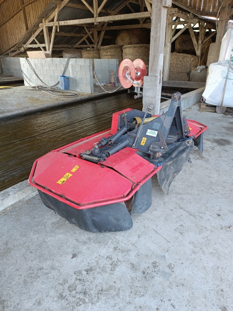 Faucheuse KVERNELAND CM270 - photo slide 1