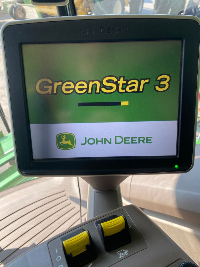 Moissonneuse JOHN DEERE T660 HM - photo slide 11