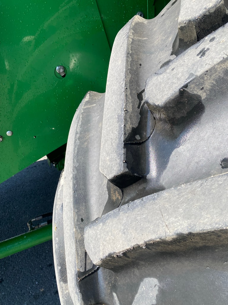 Moissonneuse JOHN DEERE T660 HM - photo slide 7